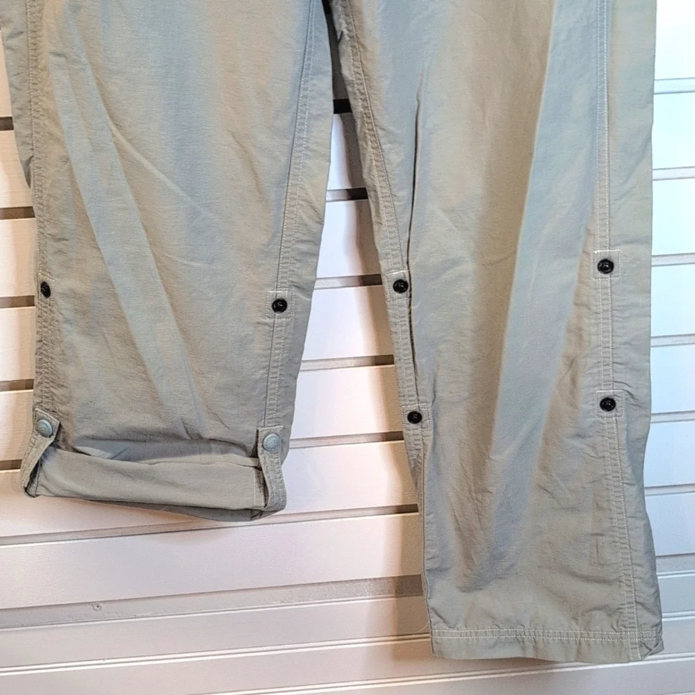 Eastern Mountain Sports Convertible Roll Tab Hiking Pants Size 10 EUC